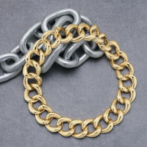Classic Medium Link Necklace in Yellow Gold