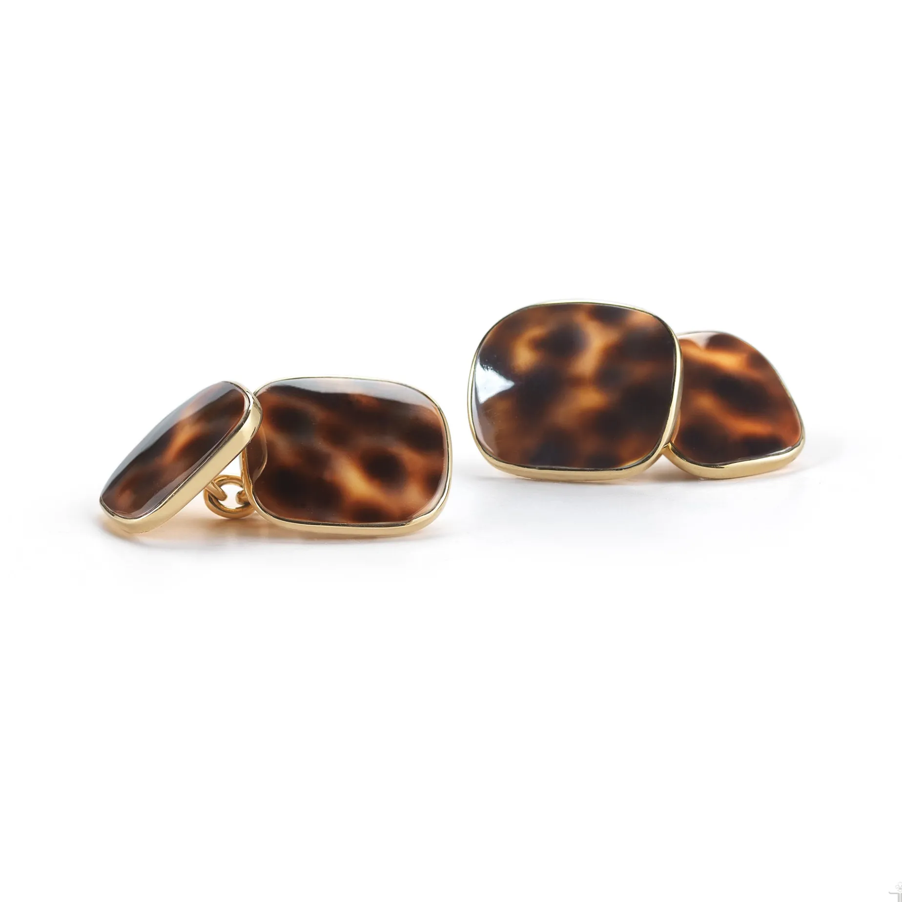 cowrie_shell_cufflinks_0.webp Cowrie Shell Cufflinks