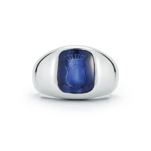 Crest Ring